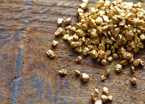 Metal miner joins FTSE 100 as investors seek gold
