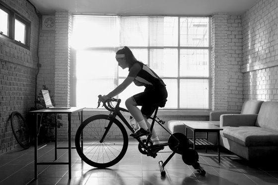 TOUR DE GARAGE: THE GAMIFICATION OF HOME WORKOUTS 